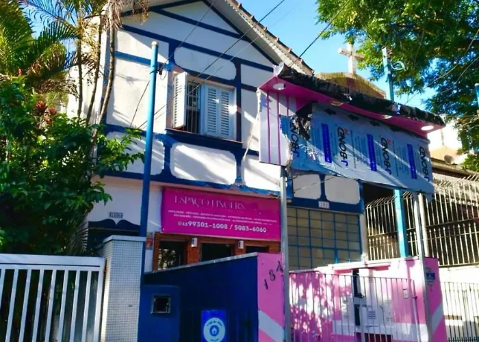 Casa Da Vila Hostel Guest House